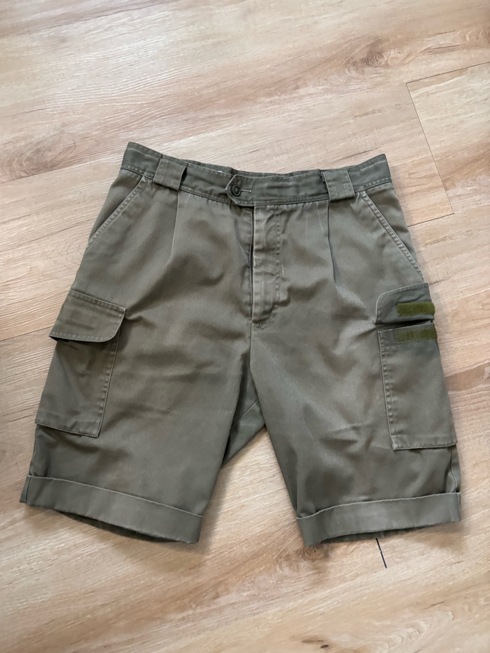 Tilley Classic Olive Cargo Shorts for Men — Utility Style